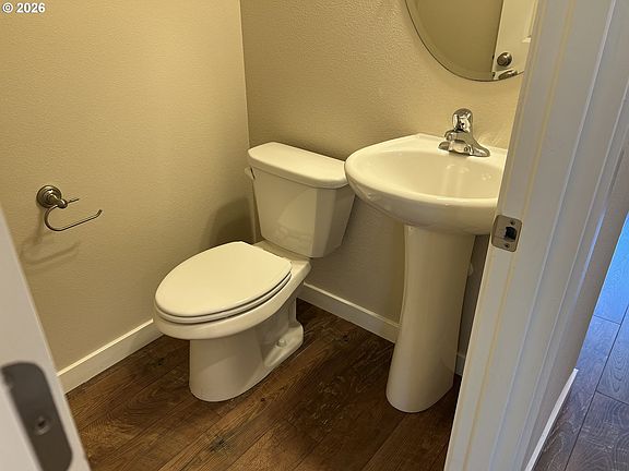 5th image of 5915 NE 58th Ave
