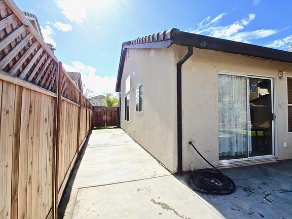 5th image of 1849 Delancey Dr