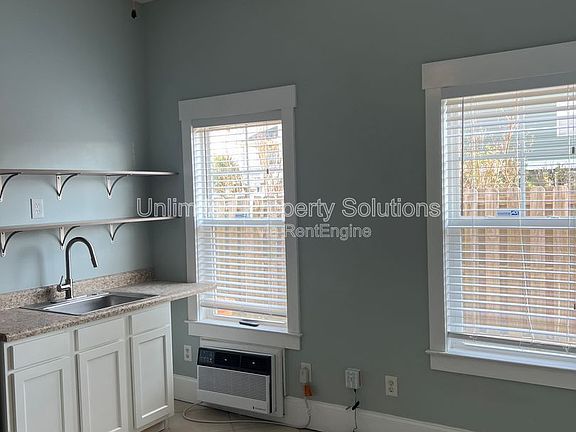 5th image of 700 Ocean Blvd #1