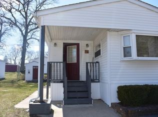 48 Daisy Ave, Taunton, MA 02780