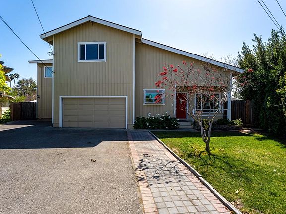 2nd image of 4 Gardenia Ct