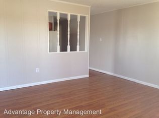 199 S Center St #B, Conway, AR 72034