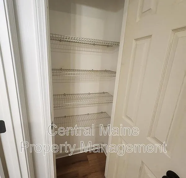 37 Northern Avenue Hts #2 — Photo 10