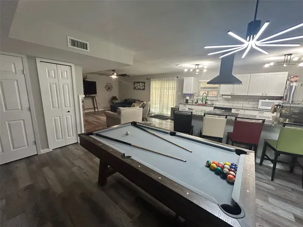 6310 Glenmoor Dr, Garland, TX 75043