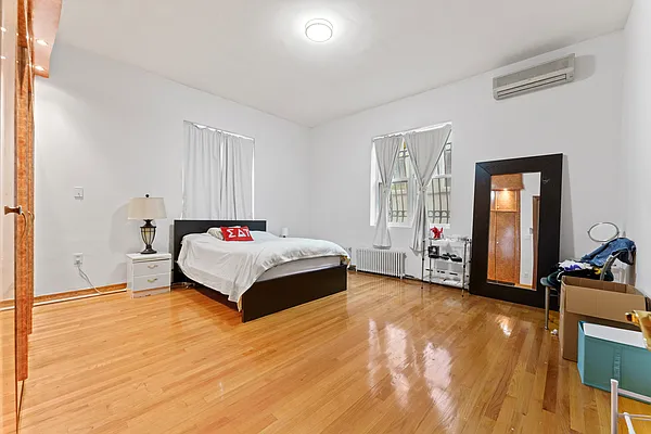 Rented by Primerock Real Estate Group Inc | media 8