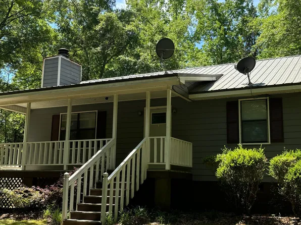 575 Lake Laurel Rd NE, Milledgeville, GA 31061