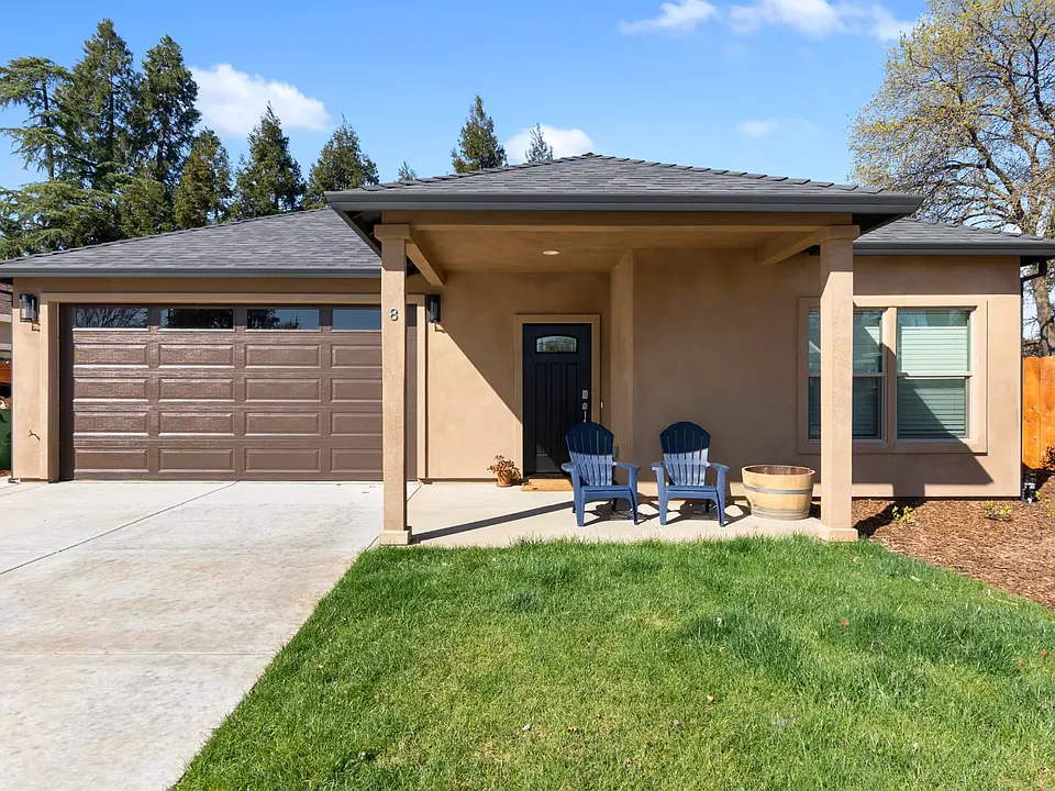 8 Petaluma Ct