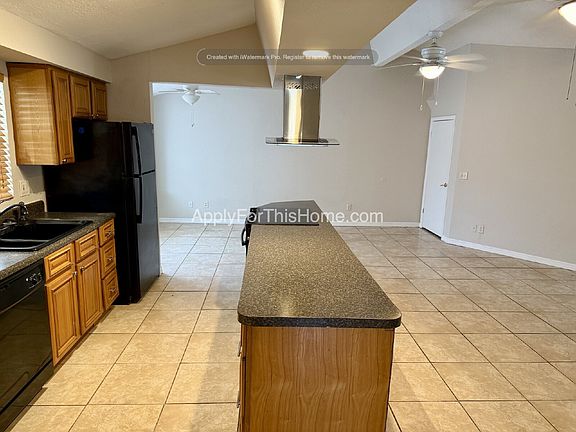4th image of 8804 Auburn Way