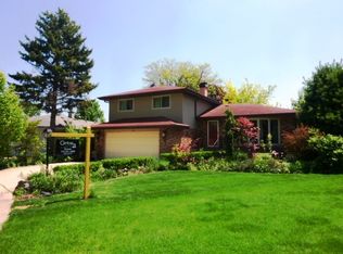 61 E Terrace Ln, Des Plaines, IL 60016