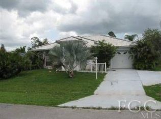 906 Roosevelt Ave, Lehigh Acres, FL 33936