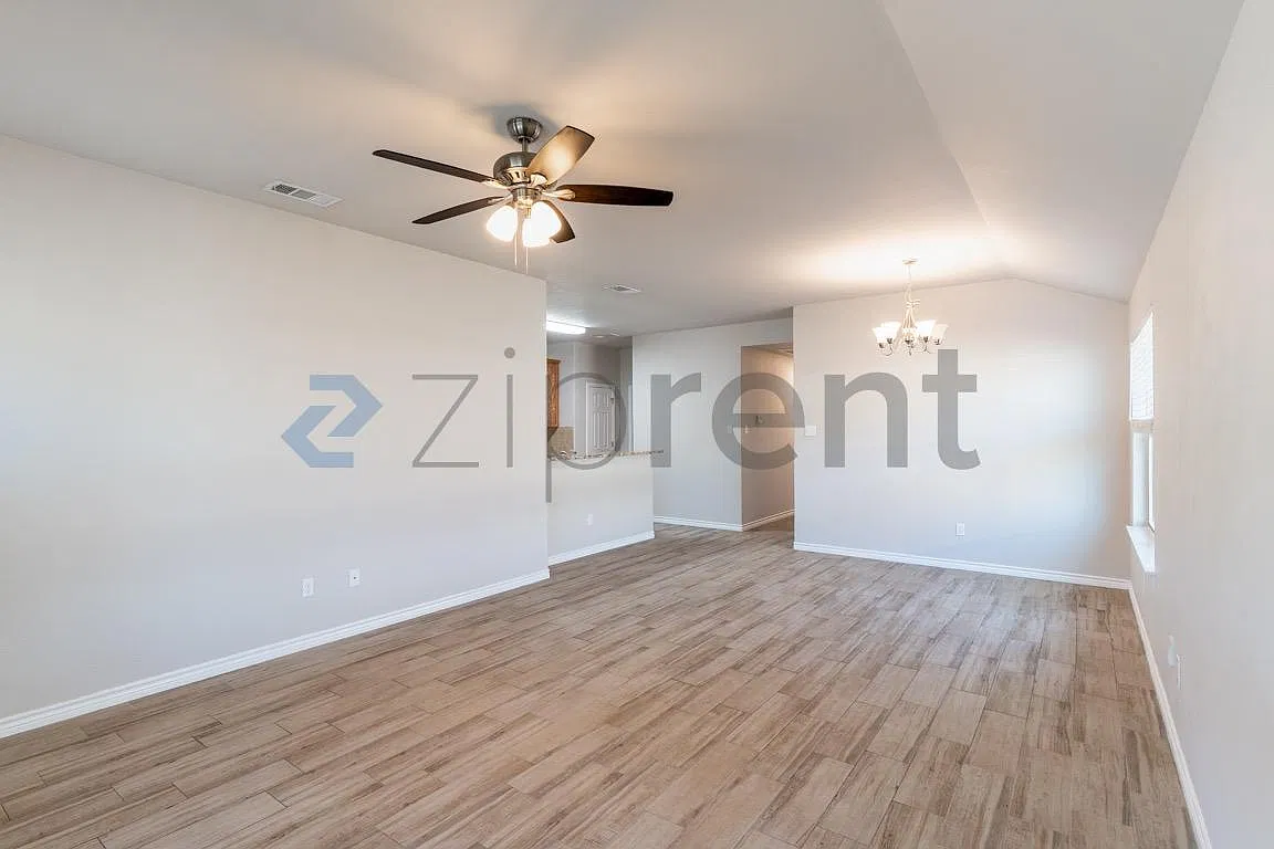 2 bed, 1150 sqft, $1,495 — Photo 3