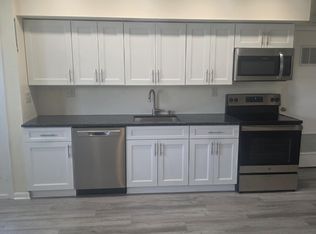 290 N Main St #B8, Waretown, NJ 08758