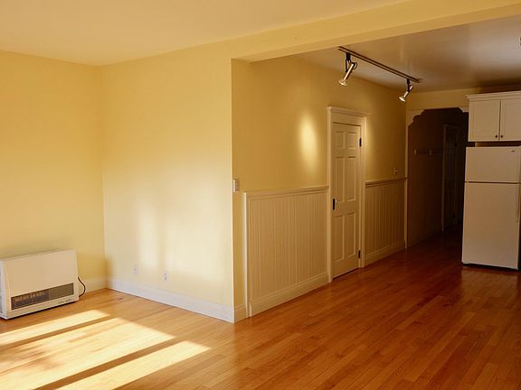 2nd image of 306 Chattanooga St