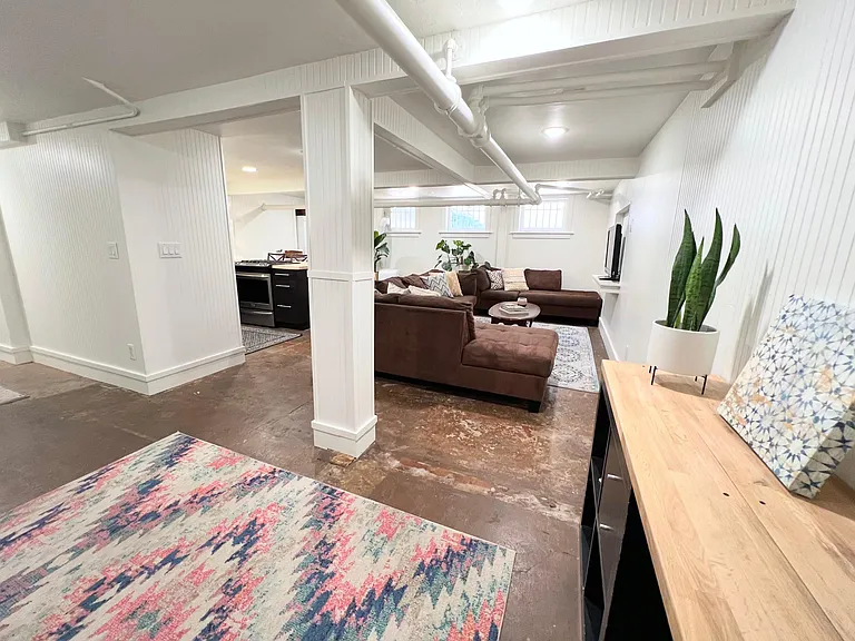 2520 Jefferson Ave — Photo 21
