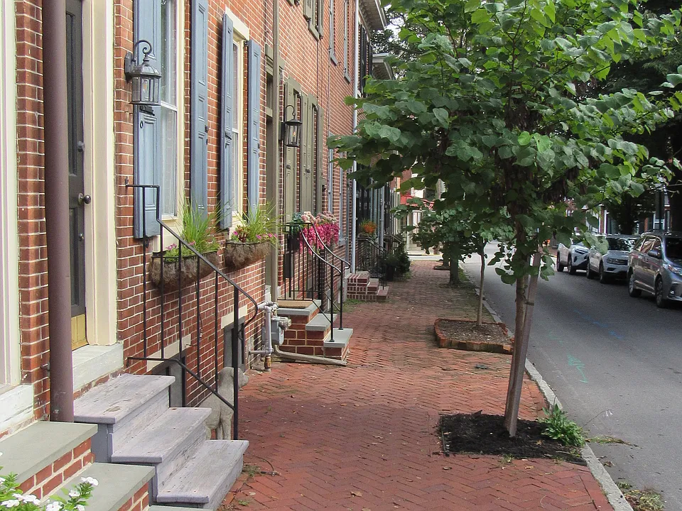 117 S Darlington St