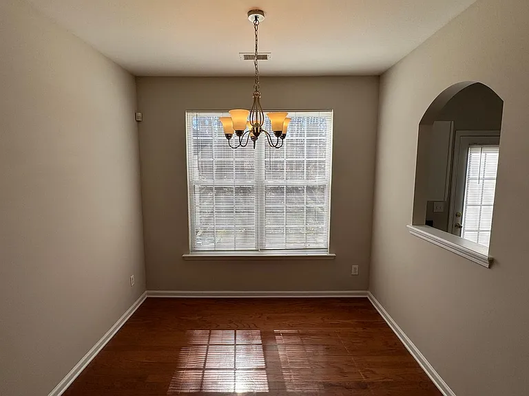 2152 Whispering Way — Photo 5