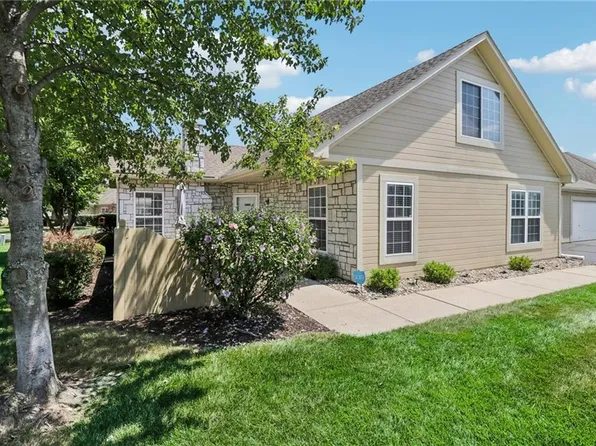 1969 W 139th Ter, Leawood, KS 66224