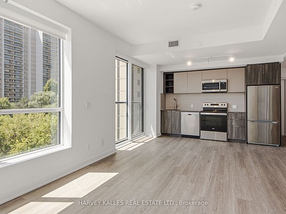 3rd image of 94 Eastdale Ave #524