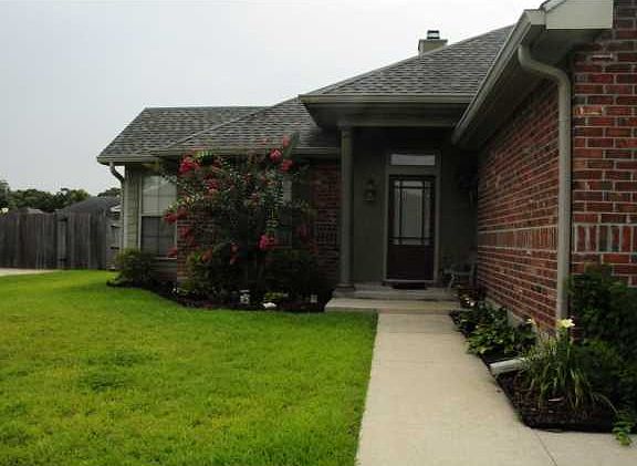 2nd image of 303 Deer Meadow Blvd