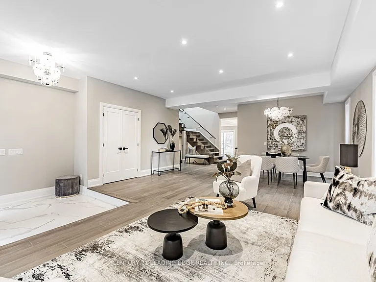 19 Donalda Cres #UPPER — Photo 7