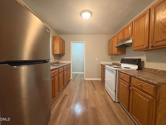 4th image of 745 Grantland Dr