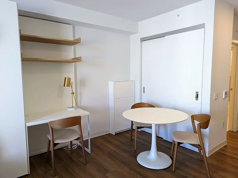 987 Queen St #3109 — Photo 8