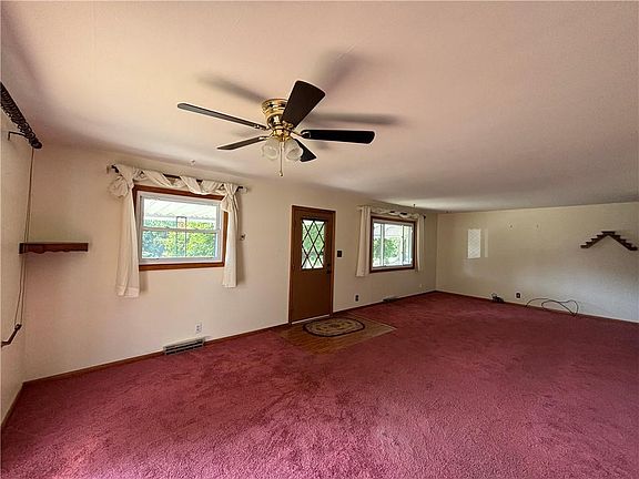 5th image of 1609 Green Valley Rd