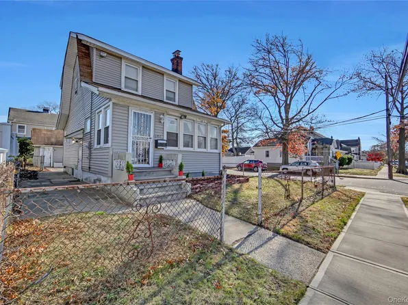 1357 Langdon Boulevard, Rockville Centre, NY 11570