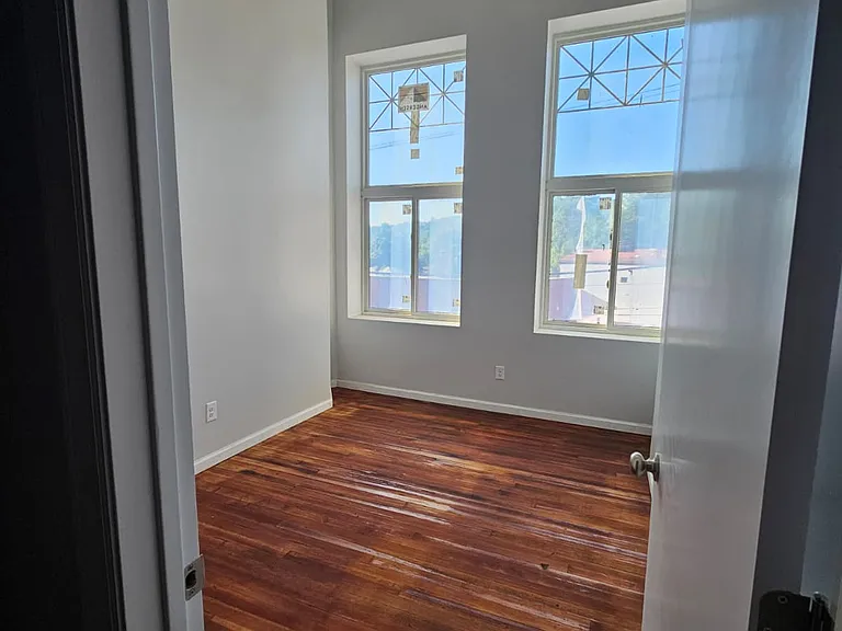 6 N Main St #107D — Photo 9
