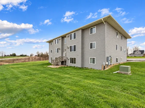 Wild Grove Apartments - College View