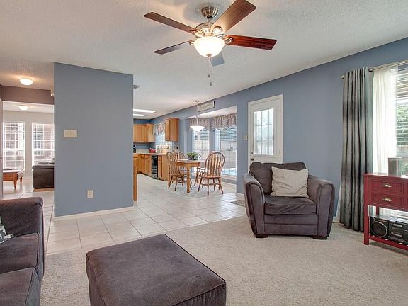 4th image of 3313 Fox Hollow Ct