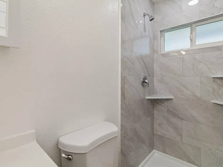8717 Carribean Way — Photo 25