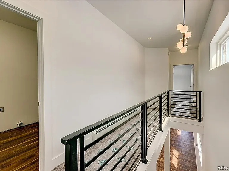 upstairs 3 bedroom