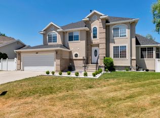 649 E Duck Creek Cir, Salt Lake City, UT 84107