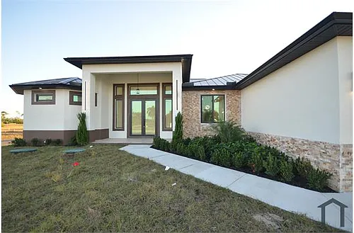 2416 Diplomat Pkwy W Photo 1