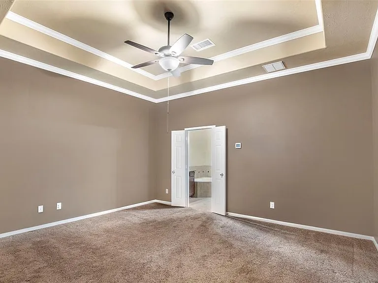17906 Arapaho Hill Ln — Photo 16