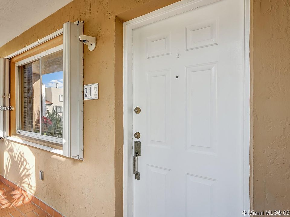 1st image of 631 NW 82nd Ave APT 212