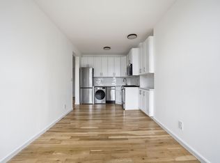 44 Perry St APT 4R, New York, NY 10014