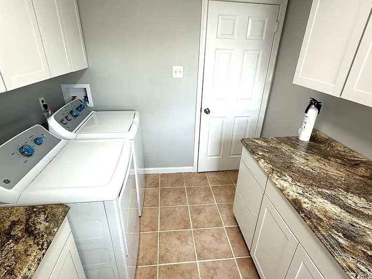 1147 Jacksonville Rd — Photo 23