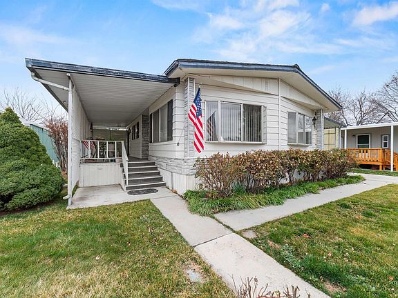 3rd image of 238 N Checola Cir