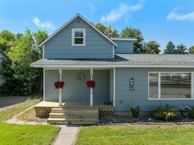 405 1st Ave NW, Mohall, ND, 58761