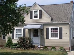 13802 Sherry Ave, Cleveland, OH 44135