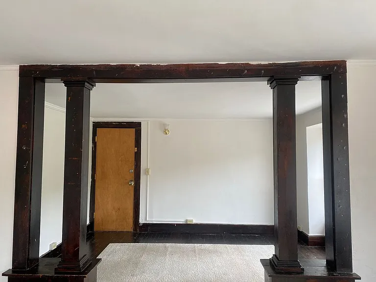 120 Main St. — Photo 5