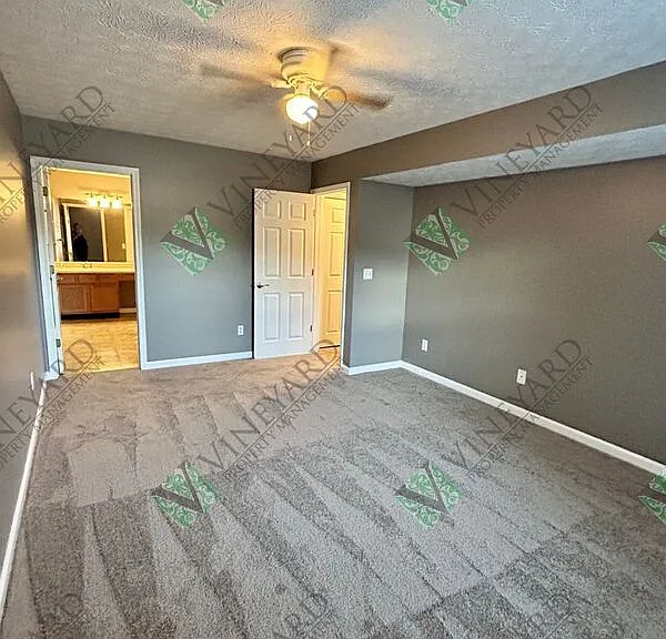 101 Twin Pines Ct — Photo 12