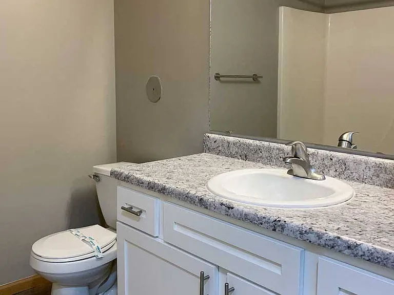 Northridge Heights Apartments — Photo 80