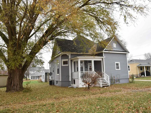 403 E 4th St, Fowler, IN 47944