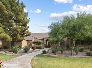 2137 E Pickett Ct, Gilbert, AZ 85298