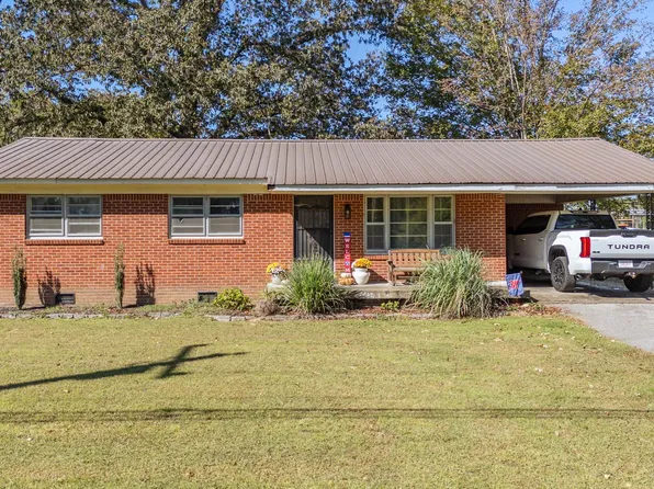 615 Patterson Rd, Savannah, TN 38372