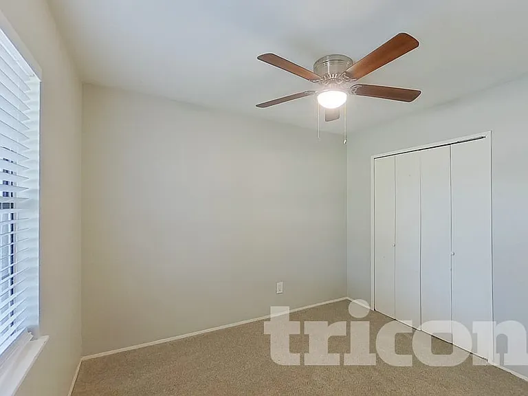 10022 Deer Hollow Dr — Photo 6