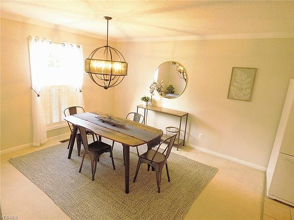 5th image of 1346 Hibbard Dr APT D